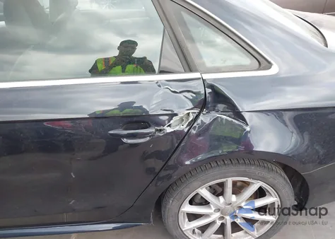 2016 Audi A4 2.0T Premium из США, поврежденный, VIN WAUFFAFL5GN013417